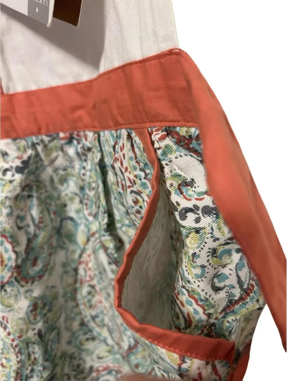 NWT‎ Envogue 100% Cotton Paisley Kitchen Apron Coral White Adjustable